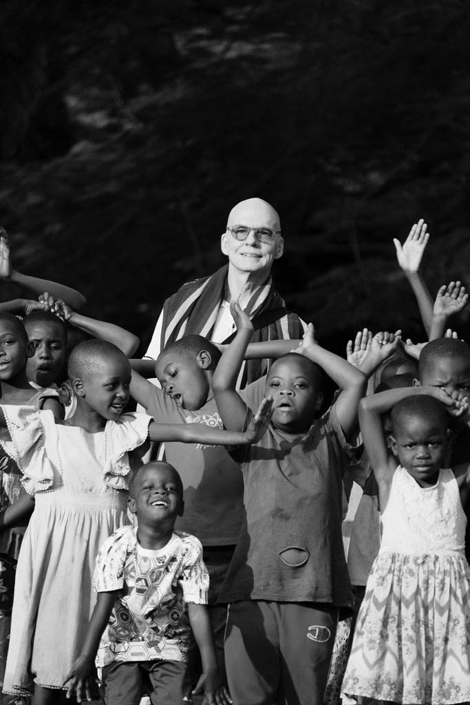 scott fifer with children